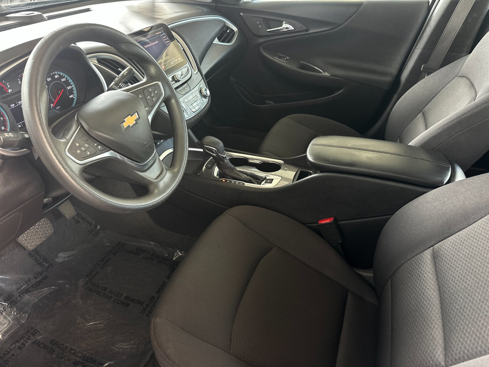 Used 2025 Chevrolet Malibu LT FWD image 9