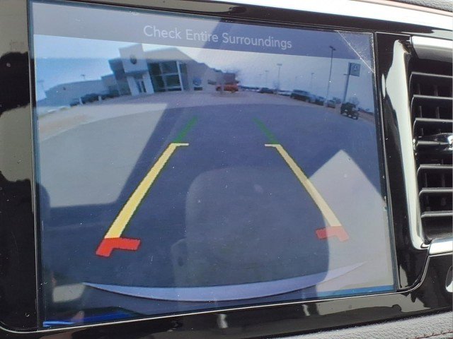 Used 2017 Chrysler Pacifica Limited w/ UConnect Theater Package image 20