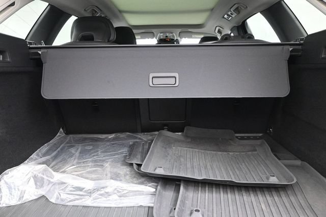 Used 2021 Volvo XC60 T5 Inscription w/ Protection Package Premier FWD image 30