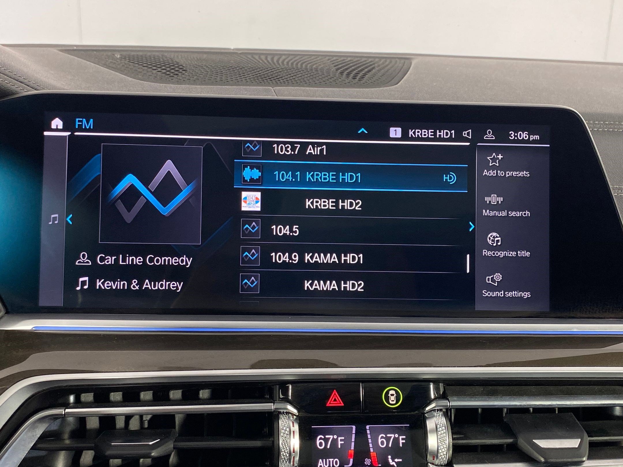 Used 2022 BMW X5 xDrive45e w/ Premium Package image 28