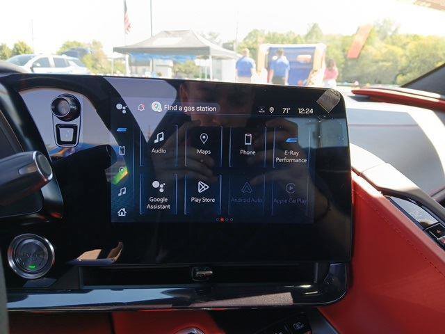 New 2025 Chevrolet Corvette E-Ray w/ Stealth Interior Trim Package image 17