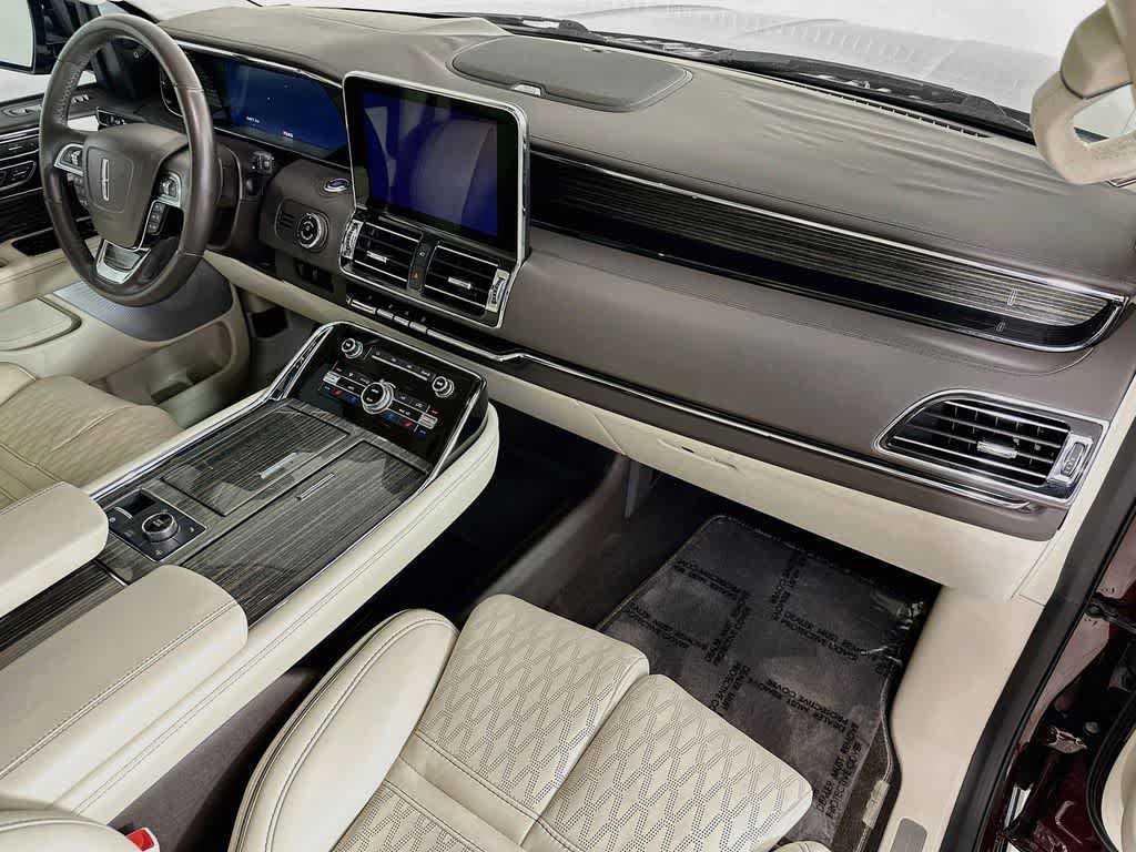 Used 2020 Lincoln Navigator Black Label w/ Cargo Convenience Package AWD/4WD image 35