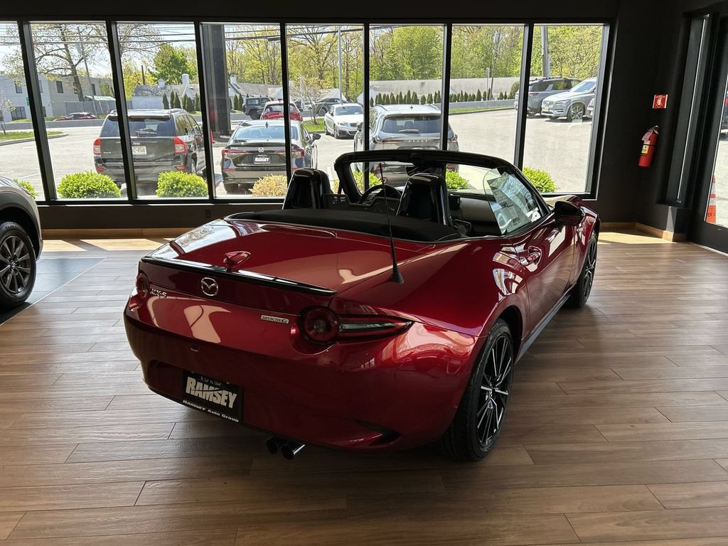 New 2026 MAZDA MX-5 Miata Grand Touring w/ Weather Package RWD image 8