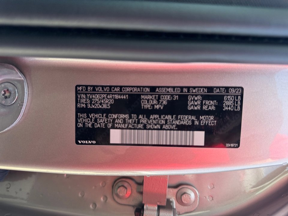Certified 2024 Volvo XC90 B6 Plus w/ Protection Package AWD/4WD image 35