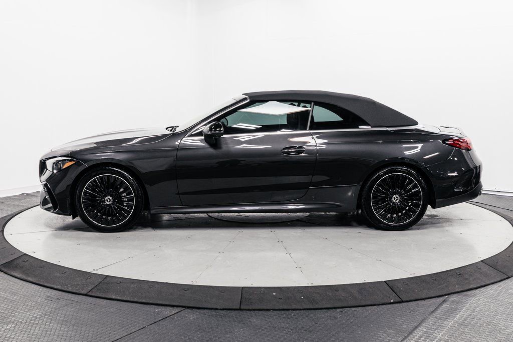 Used 2024 Mercedes-Benz CLE 450 4MATIC Cabriolet w/ Driver Assistance Package image 4