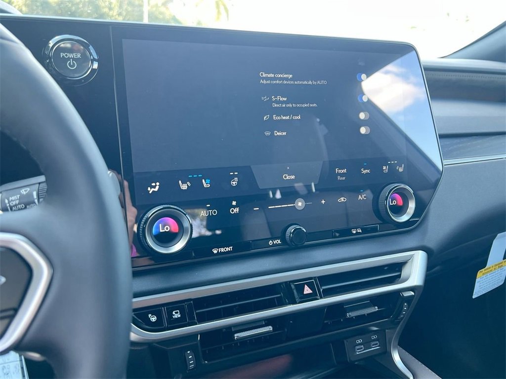 New 2026 Lexus RX 450h AWD image 17