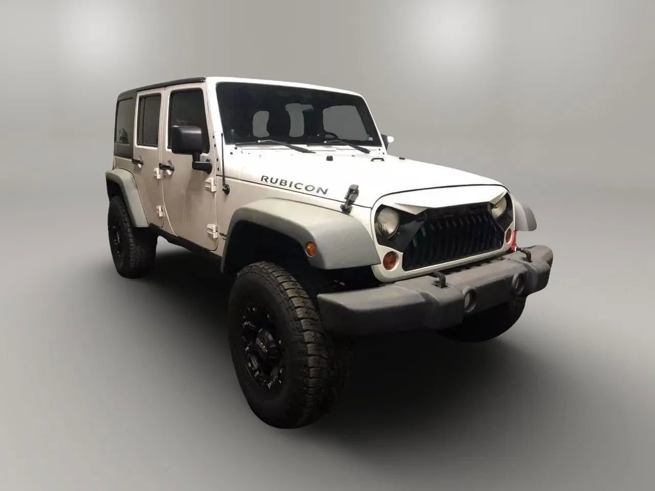Used 2011 Jeep Wrangler Unlimited Rubicon w/ Dual Top Group image 8