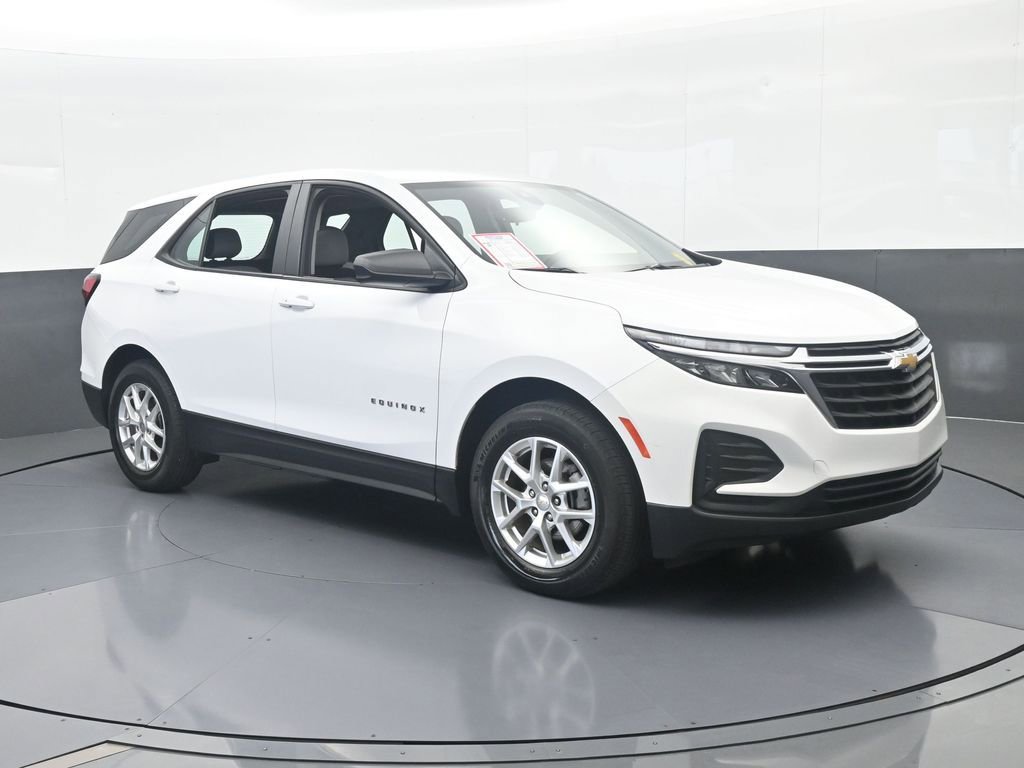 Used 2024 Chevrolet Equinox LS FWD image 8
