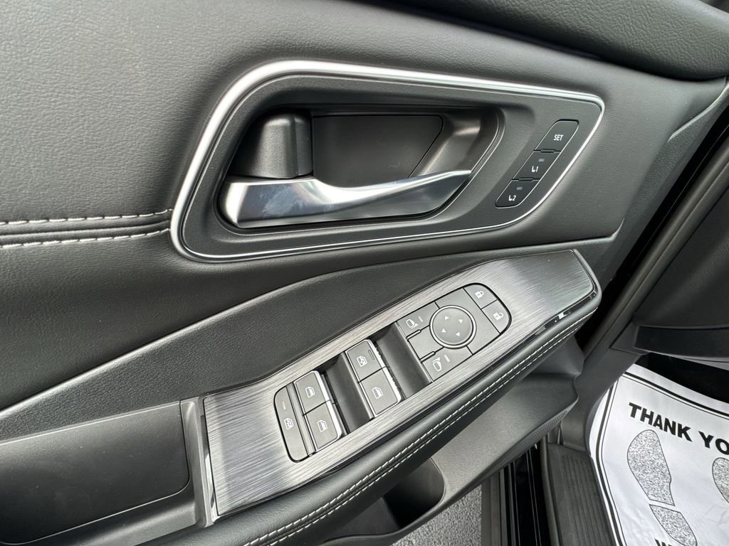 New 2026 Nissan Rogue Platinum w/ Platinum Premium Package image 13