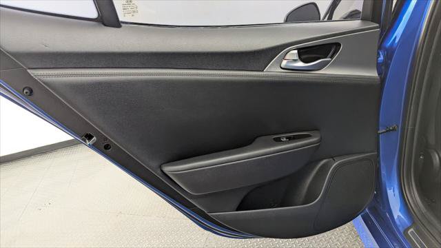 Used 2018 Kia Stinger GT RWD image 16