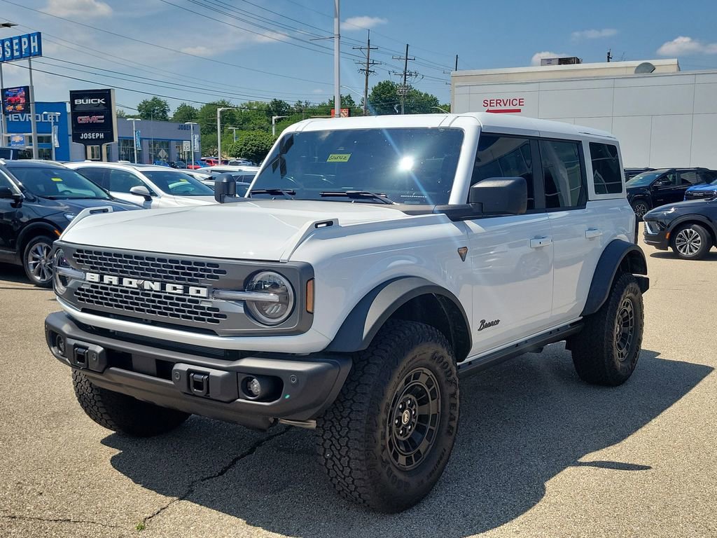 Used 2026 Ford Bronco Badlands AWD/4WD image 2