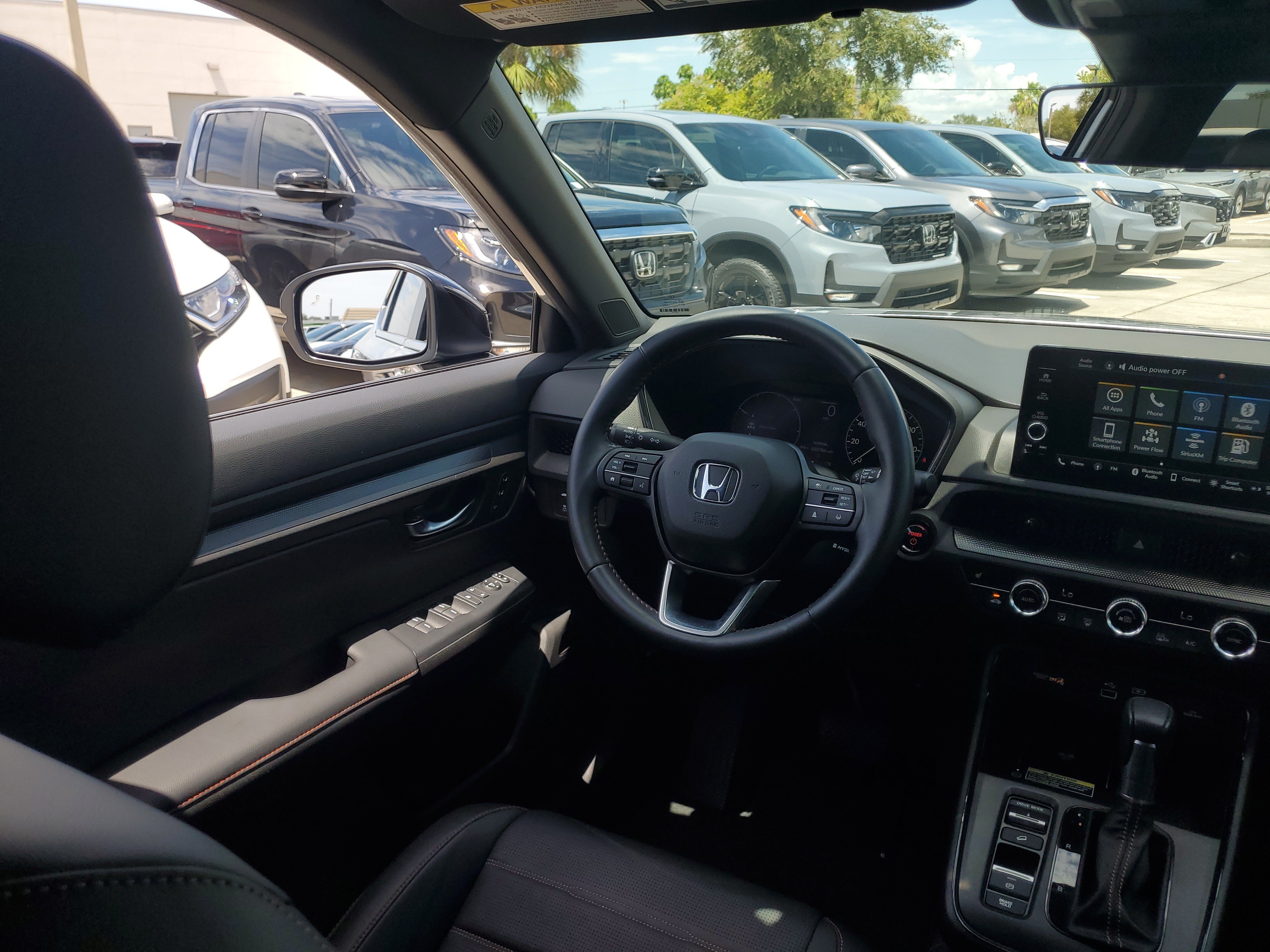 Used 2025 Honda CR-V Sport-L image 17
