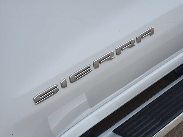 Used 2024 GMC Sierra 1500 SLT RWD image 12