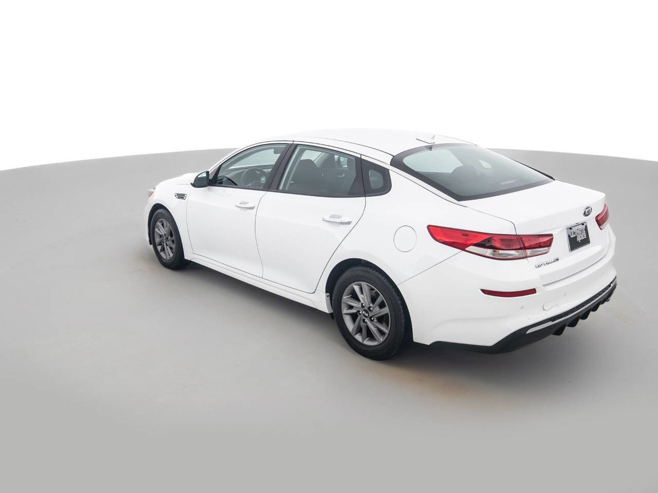 Used 2020 Kia Optima LX image 7