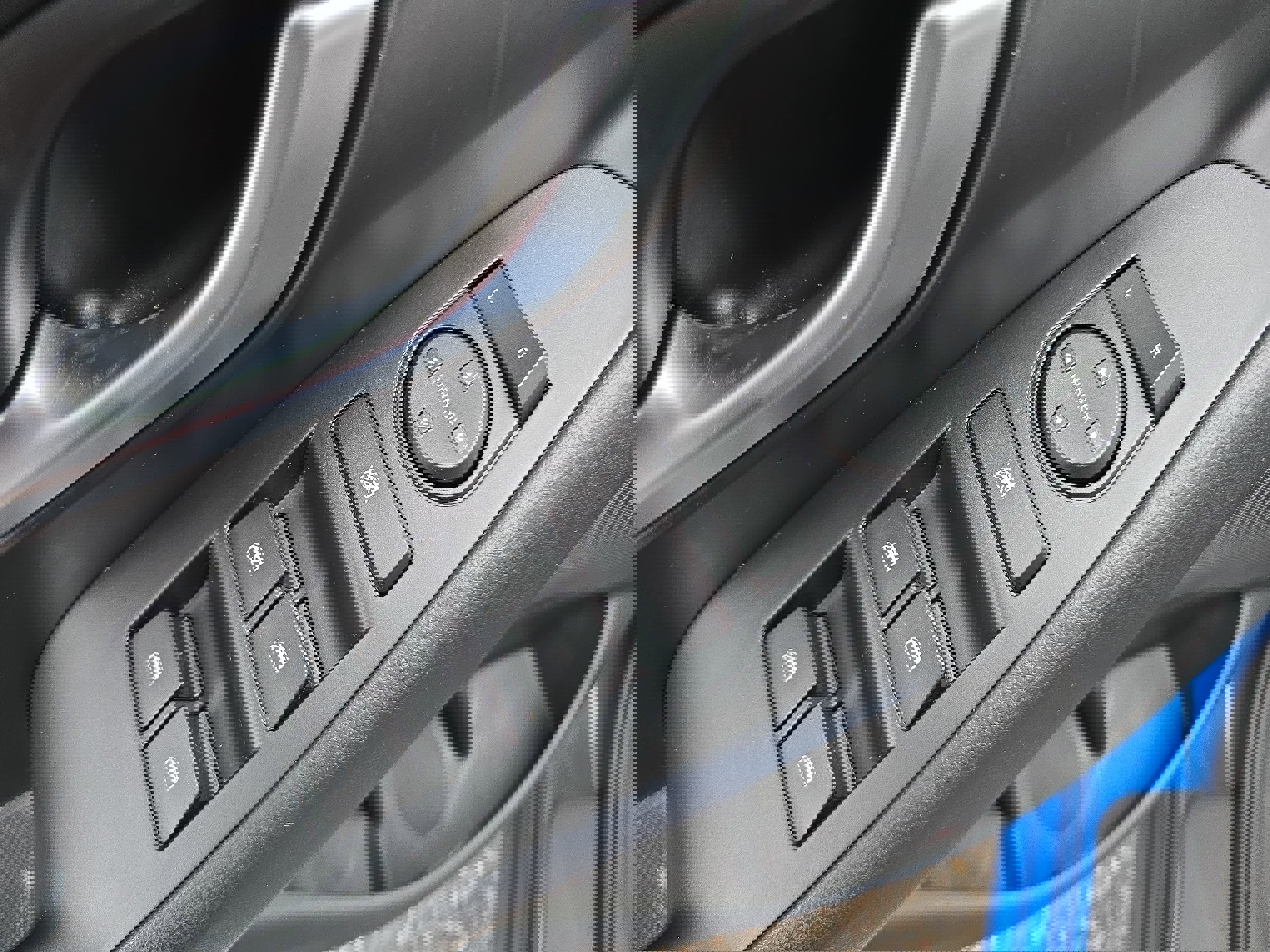 Used 2018 Hyundai Elantra GT image 28