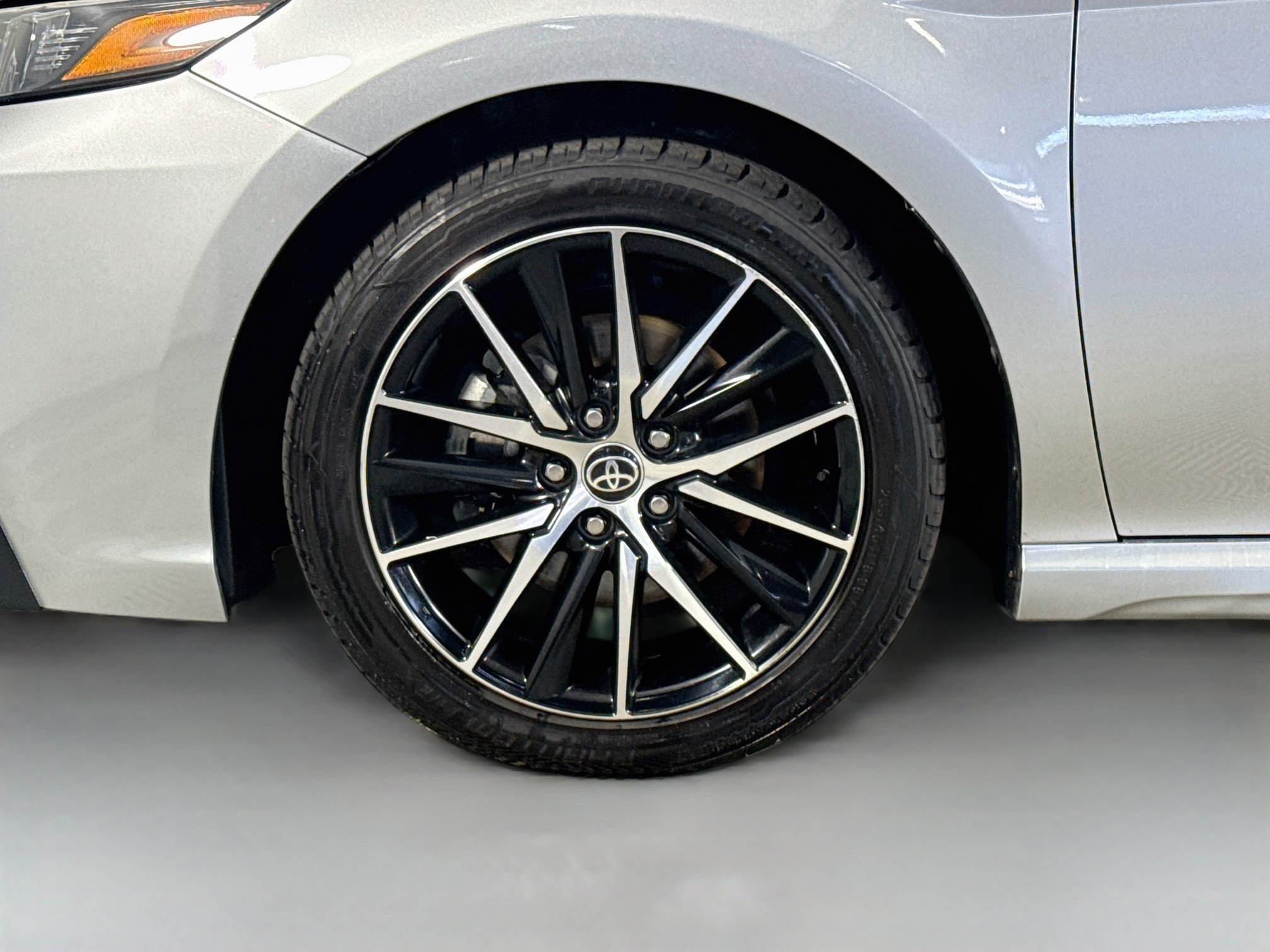 Used 2023 Toyota Camry SE w/ Convenience Package FWD image 38