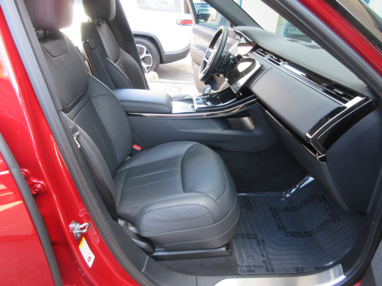 Used 2024 Land Rover Range Rover Sport SE image 22