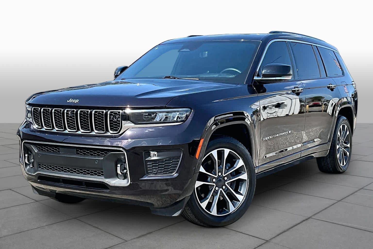Used 2023 Jeep Grand Cherokee L Overland w/ Advanced Protech Group III AWD/4WD image 35