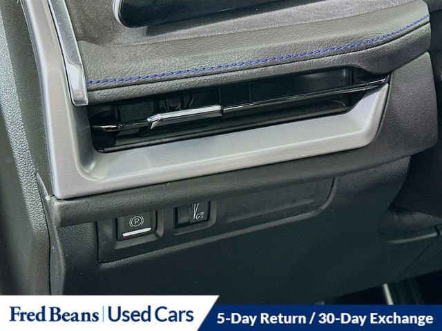 Used 2024 Cadillac XT4 Sport image 12