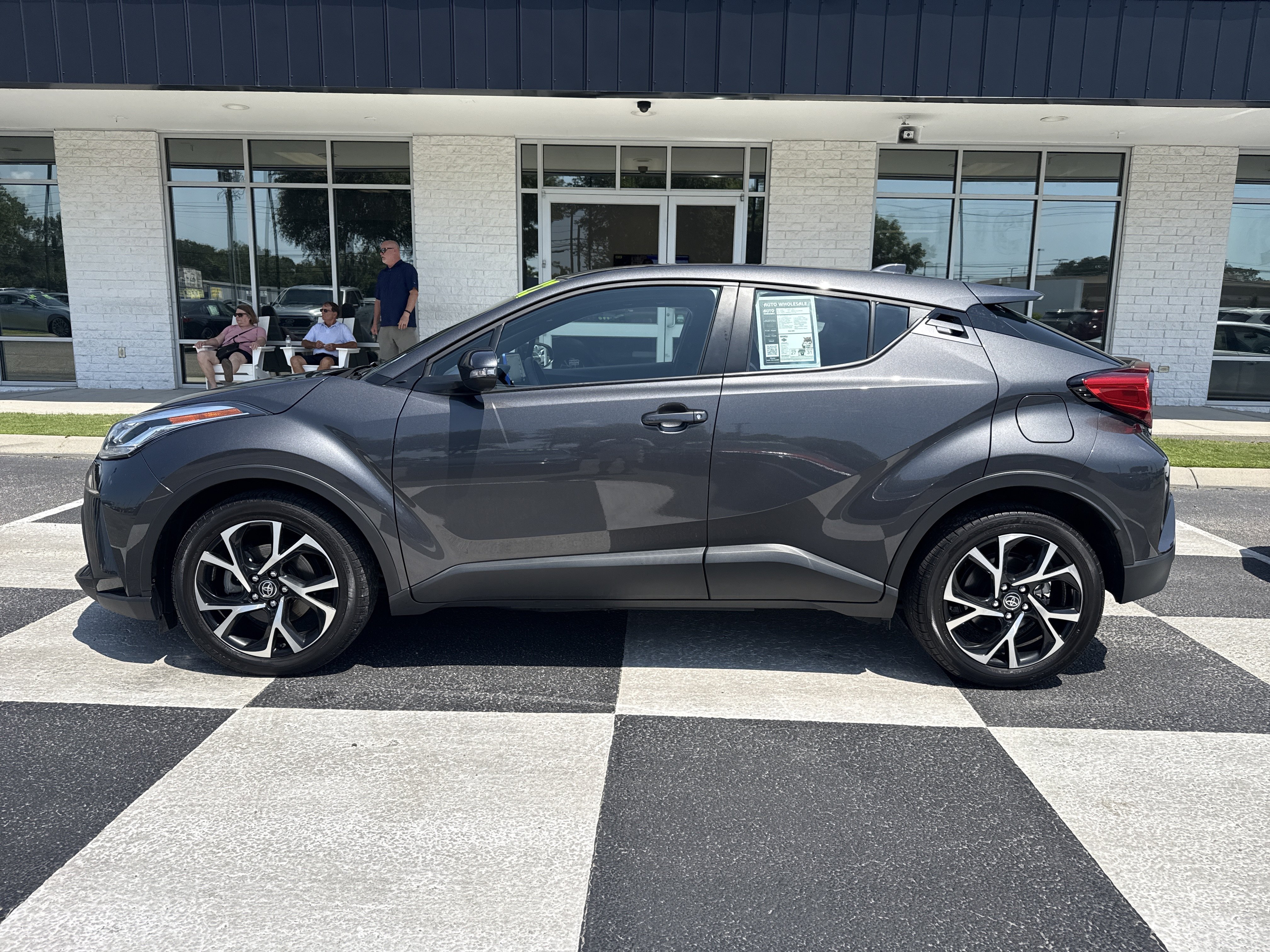 Used 2022 Toyota C-HR XLE