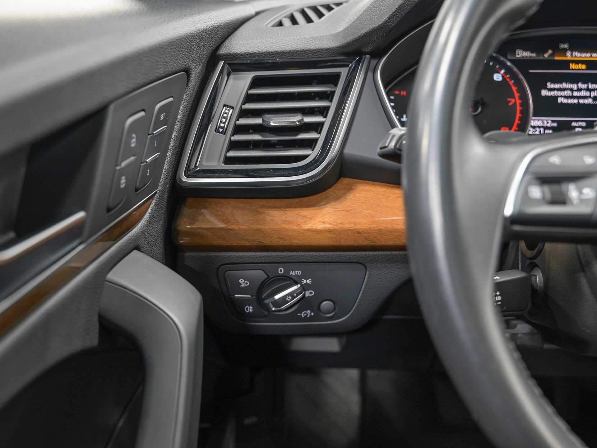 Used 2021 Audi Q5 2.0T Premium w/ Convenience Package image 18