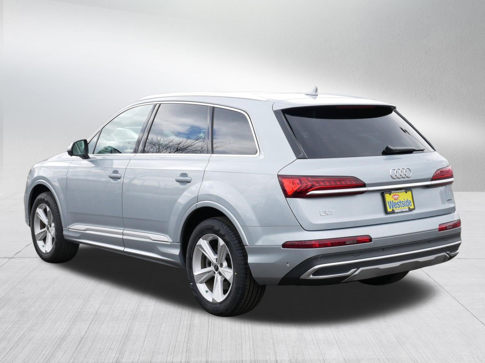 Used 2024 Audi Q7 2.0T Premium Plus image 5