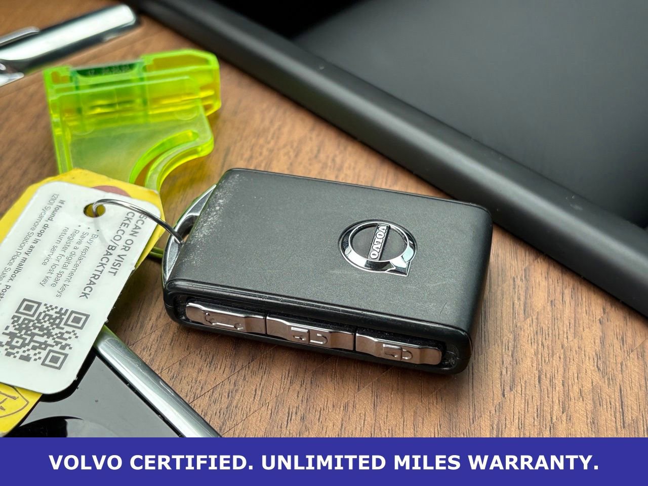 Certified 2024 Volvo XC90 B6 Plus w/ Protection Package Premier AWD/4WD image 38