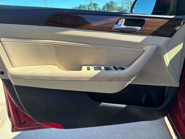 Used 2017 Hyundai Sonata Limited image 28