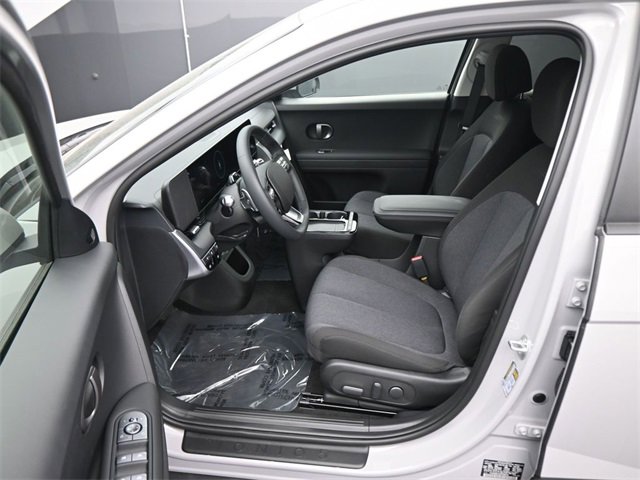 New 2025 Hyundai Ioniq 5 SE image 11