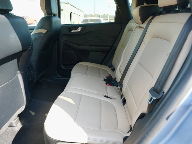 Used 2022 Ford Escape Titanium image 11