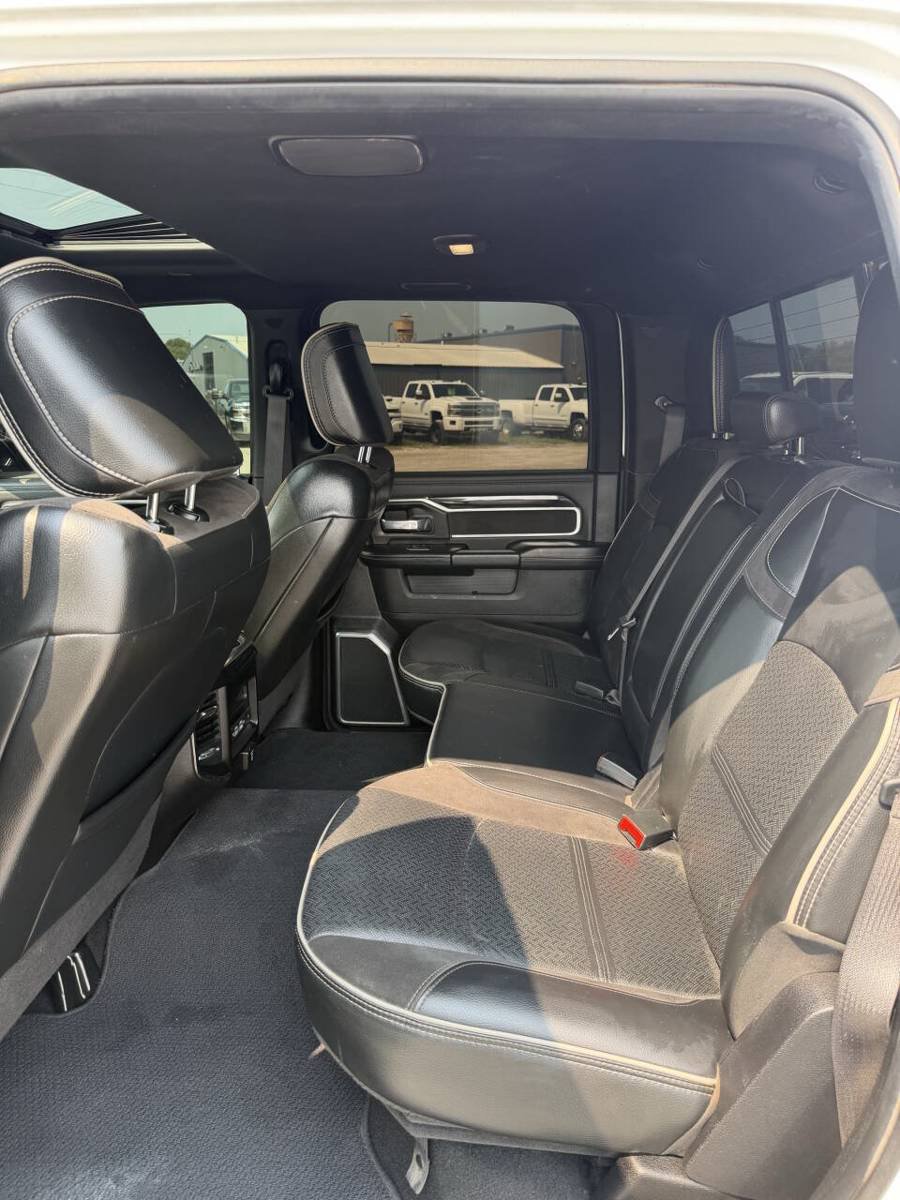 Used 2022 RAM 2500 Laramie AWD/4WD image 11