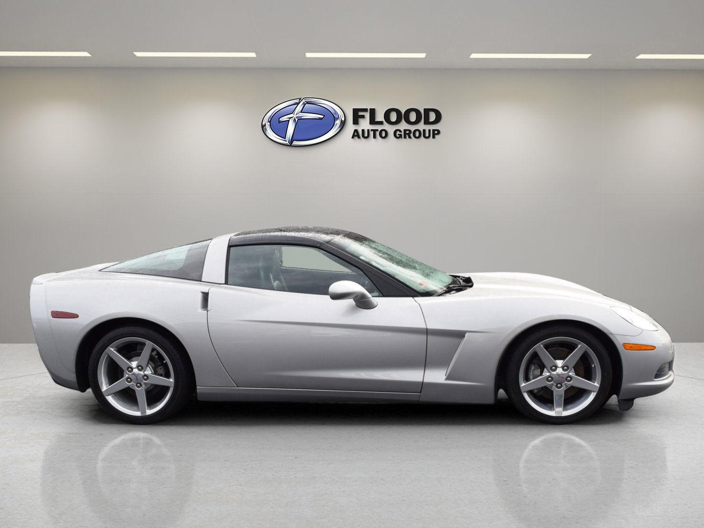 Used 2005 Chevrolet Corvette Coupe w/ Preferred Equipment Group image 3