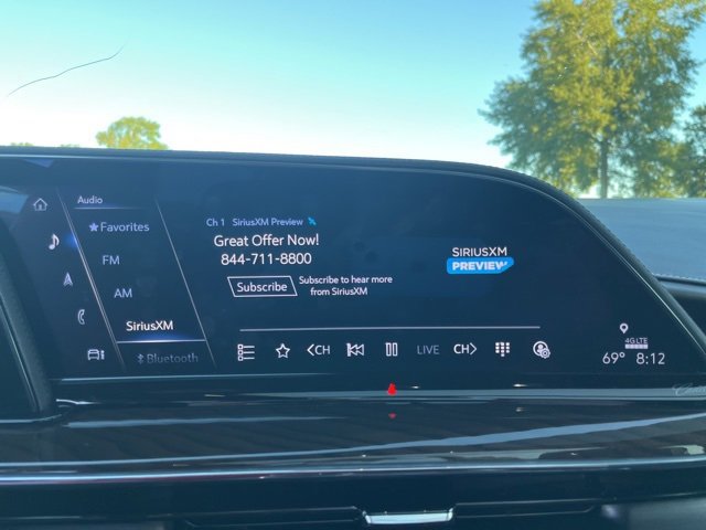 Used 2024 Cadillac Escalade Sport Platinum w/ Heavy-Duty Trailer Package image 37