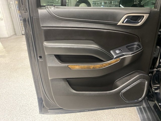 Used 2019 GMC Yukon XL Denali image 37