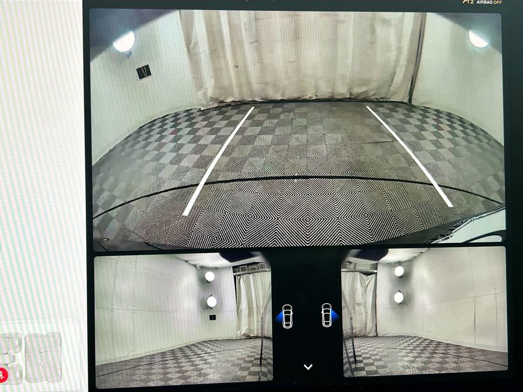 Used 2022 Tesla Model Y Long Range image 15