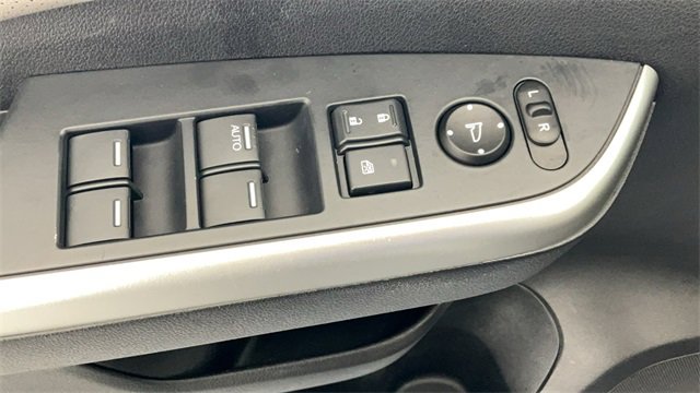 Used 2015 Honda CR-V EX-L image 16