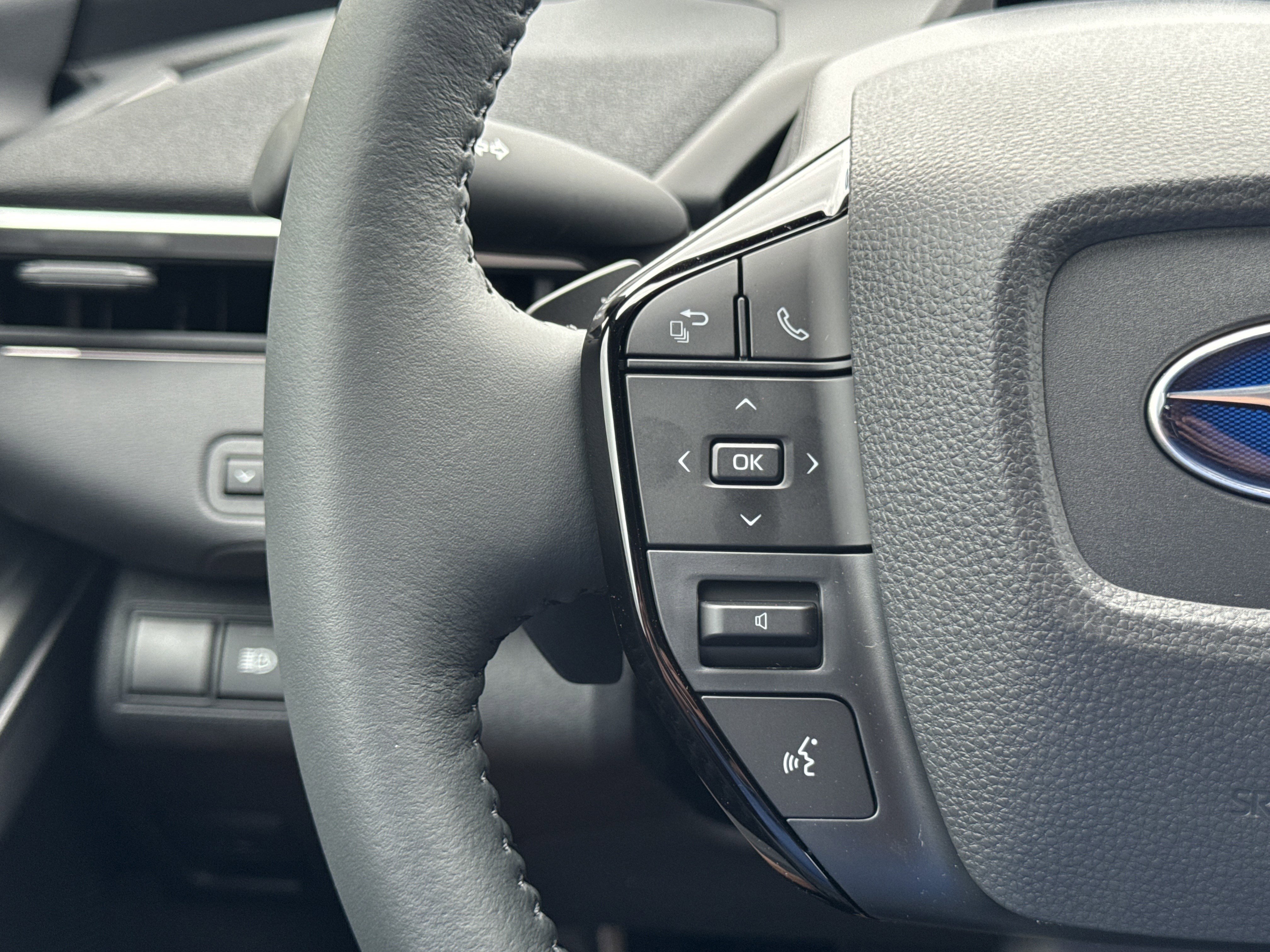 New 2026 Subaru Solterra Premium image 16