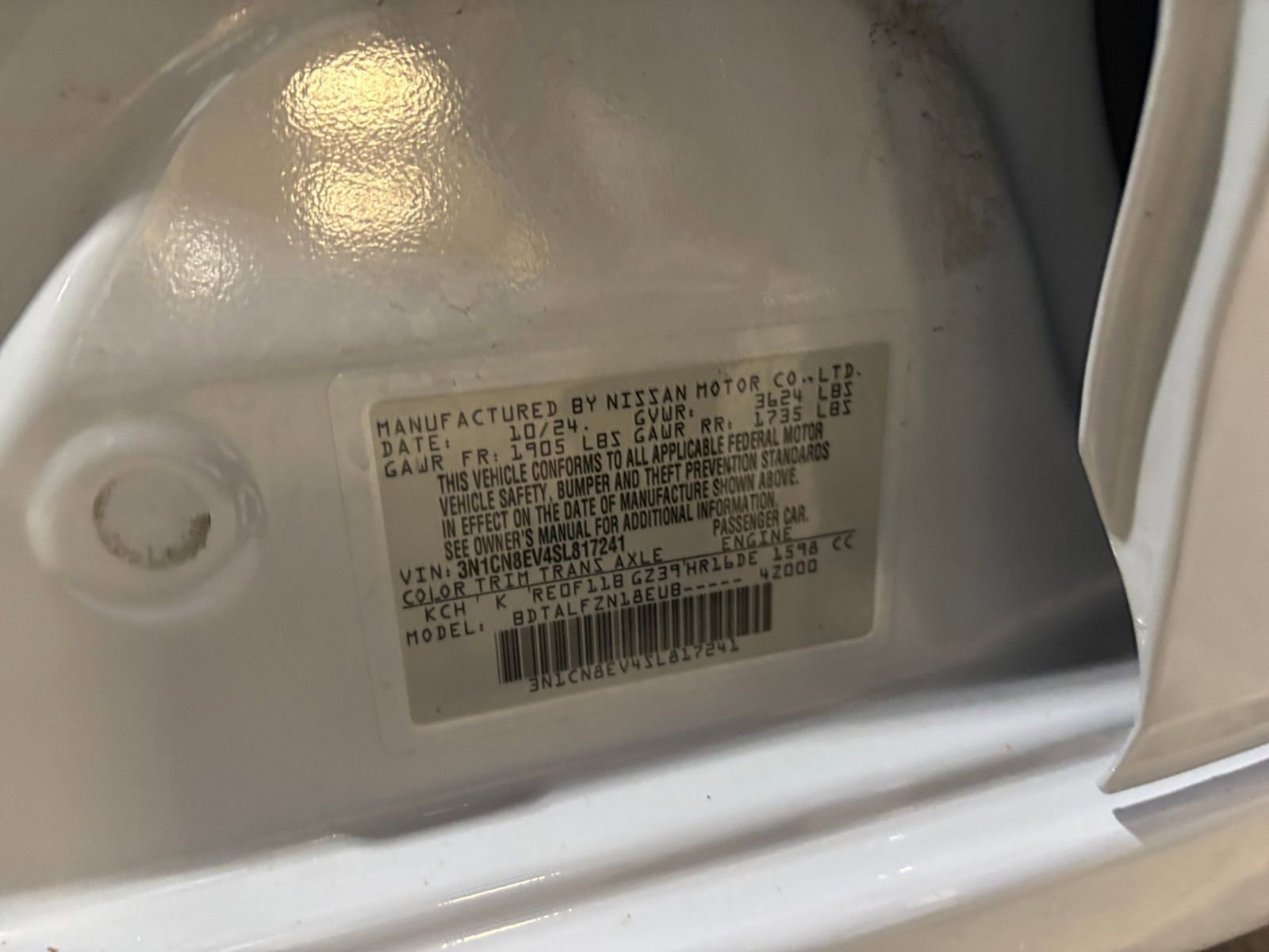 Used 2025 Nissan Versa SV FWD image 27