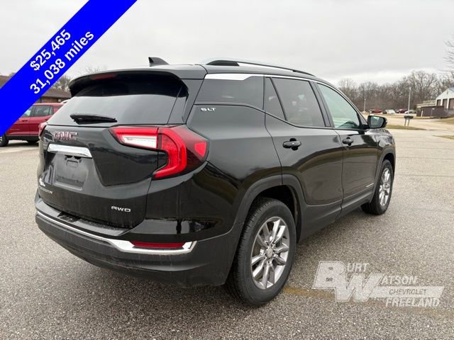 Used 2024 GMC Terrain SLT image 7