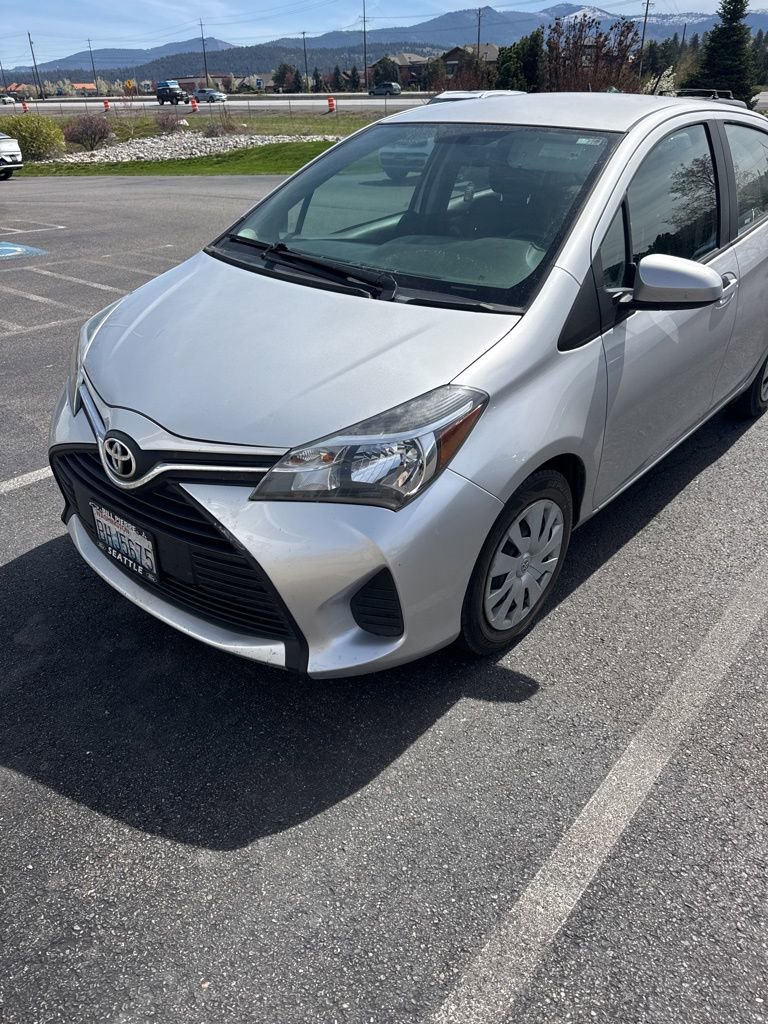 Used 2015 Toyota Yaris L FWD image 2