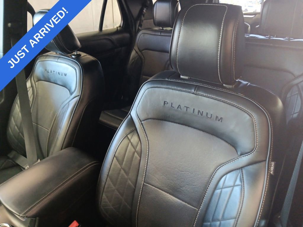 Used 2019 Ford Explorer Platinum AWD/4WD image 6