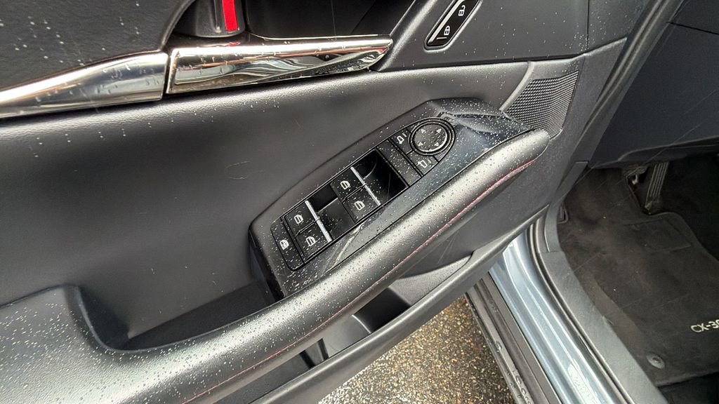 Used 2023 MAZDA CX-30 AWD 2.5 S w/ Preferred Package image 19