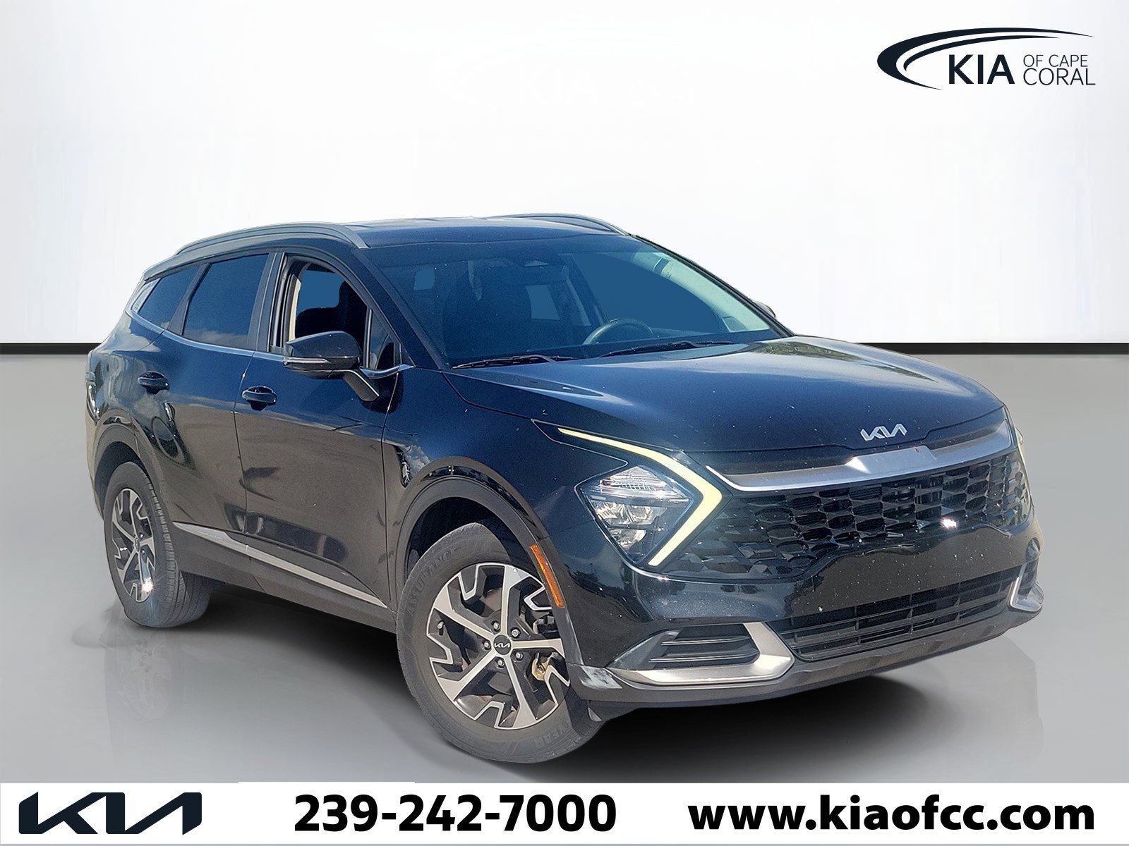 Certified 2023 Kia Sportage EX AWD/4WD image 1