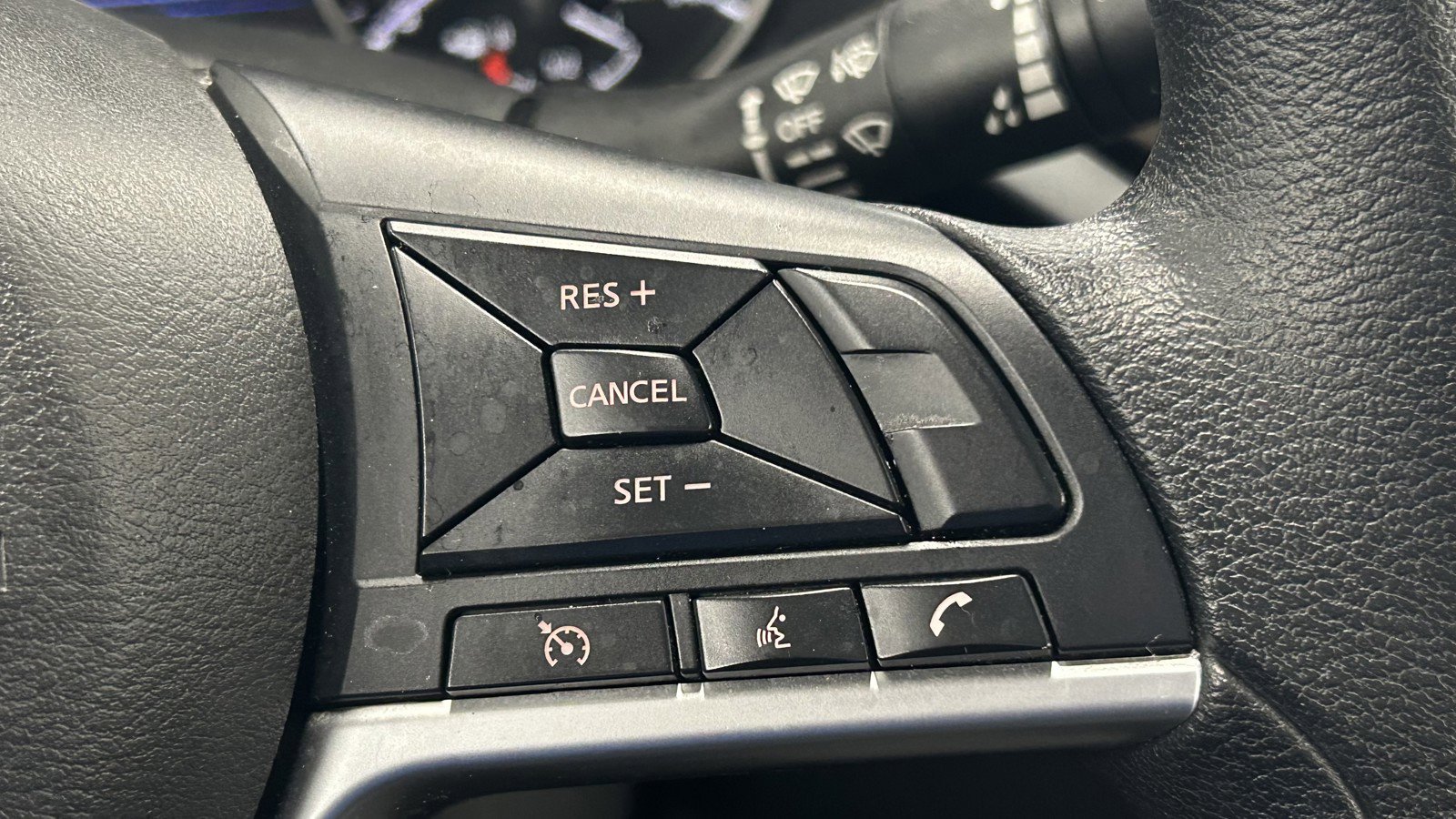 Used 2024 Nissan Altima 2.5 SV image 23