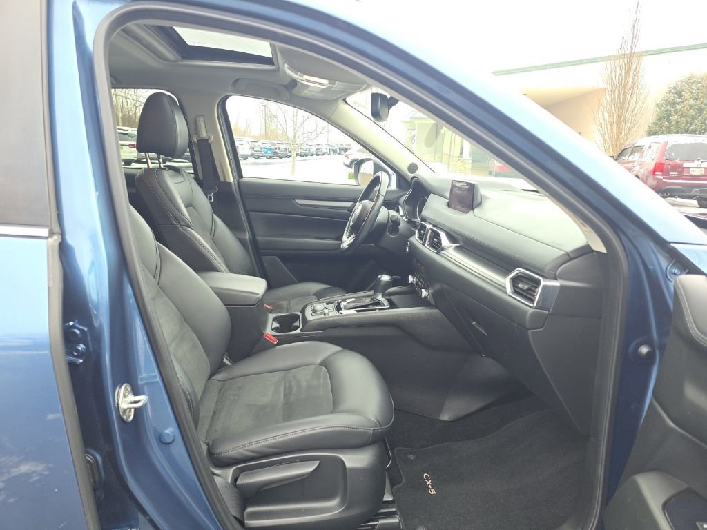 Used 2020 MAZDA CX-5 Touring image 43