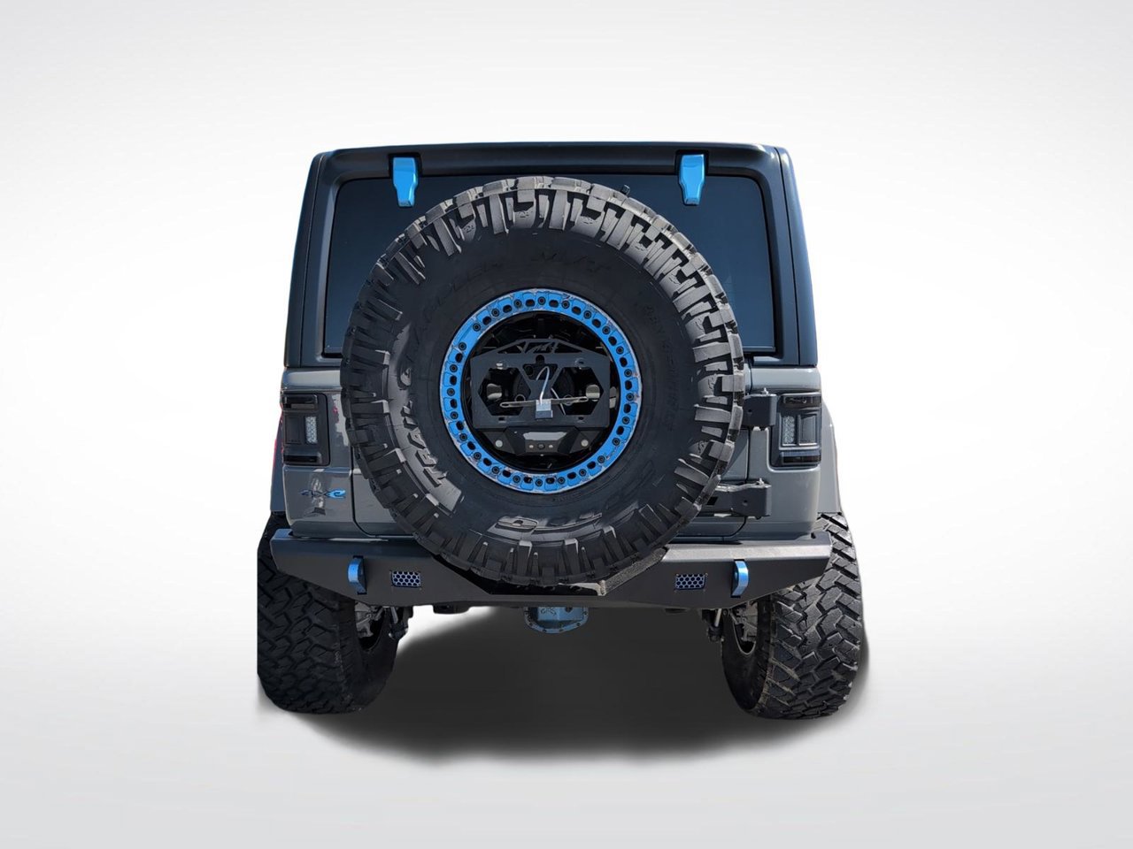 Used 2023 Jeep Wrangler Unlimited Rubicon 4xe w/ Cold Weather Group AWD/4WD image 12