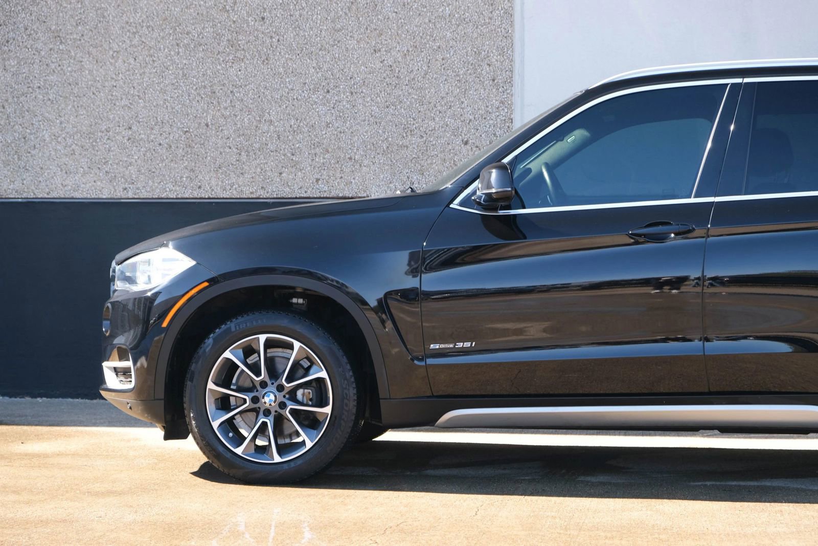 Used 2018 BMW X5 sDrive35i w/ Driving Assistance Package RWD image 7