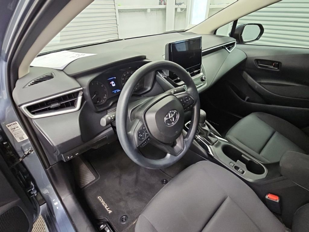Used 2024 Toyota Corolla LE FWD image 8
