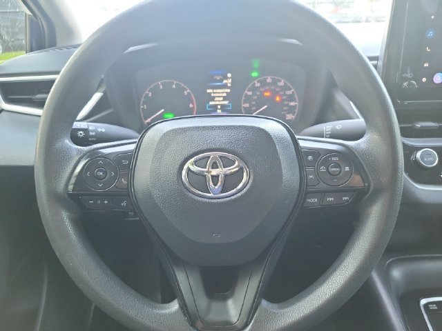 Used 2024 Toyota Corolla LE w/ LE Convenience Package FWD image 14