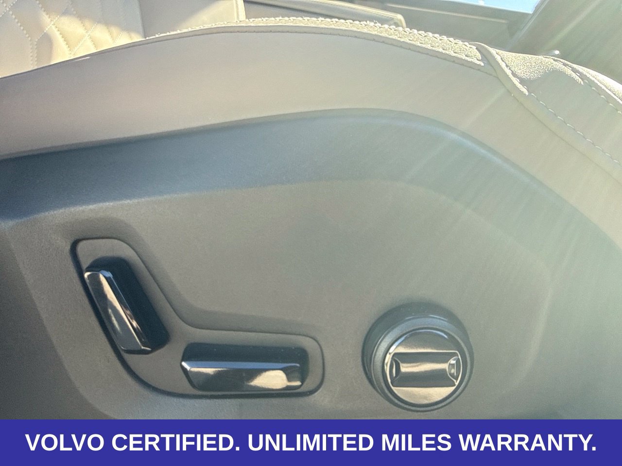 Certified 2026 Volvo XC90 B6 Plus AWD/4WD image 20